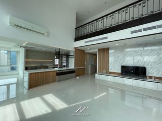 À louer 4 chambres appartement à Watthana, Bangkok
