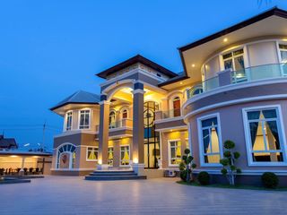 出售 33 卧室 别墅 在 Cha-Am, Phetchaburi