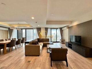For rent 3 bedrooms serviced apartment in Watthana, Bangkok