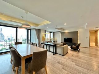 For rent 3 bedrooms serviced apartment in Watthana, Bangkok