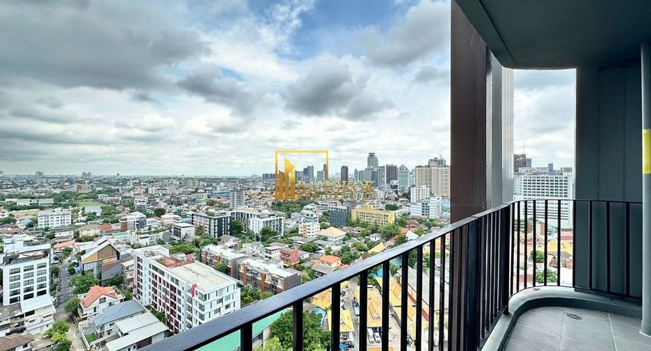 Serviced Apartment zur Miete mit 3 Zimmer in Watthana, Bangkok