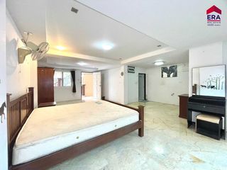 For sale 14 bed apartment in Mueang Phuket, Phuket