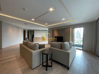 For rent 3 bedrooms serviced apartment in Watthana, Bangkok