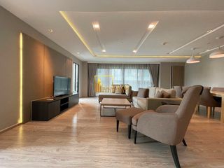 For rent 3 bedrooms serviced apartment in Watthana, Bangkok