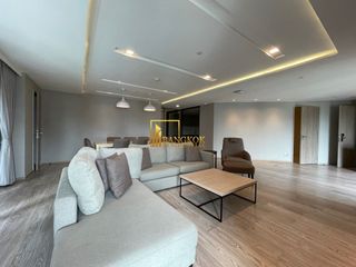 For rent 3 bedrooms serviced apartment in Watthana, Bangkok