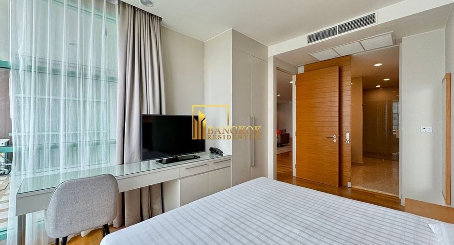 For rent 2 bedrooms serviced apartment in Bang Kho Laem, Bangkok