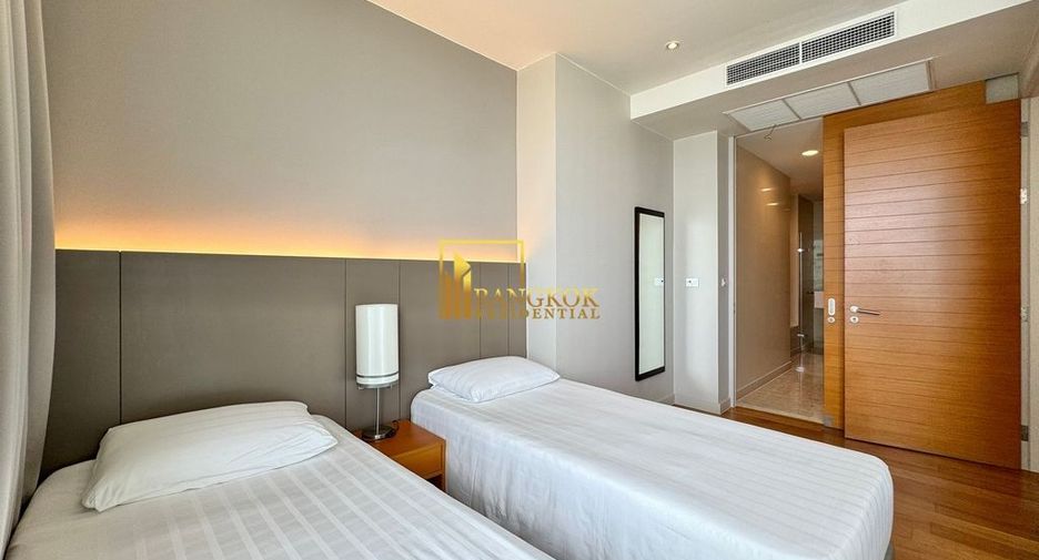 For rent 2 bedrooms serviced apartment in Bang Kho Laem, Bangkok