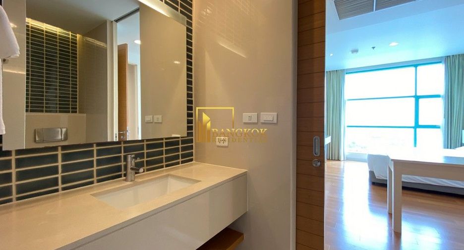 For rent 2 bedrooms serviced apartment in Bang Kho Laem, Bangkok