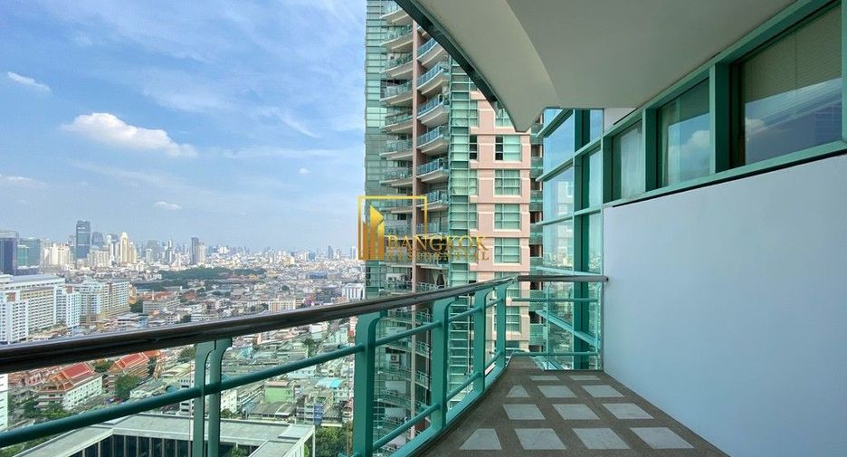 For rent 3 bedrooms serviced apartment in Bang Kho Laem, Bangkok