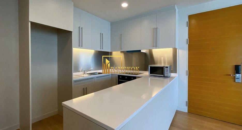 For rent 3 bedrooms serviced apartment in Bang Kho Laem, Bangkok
