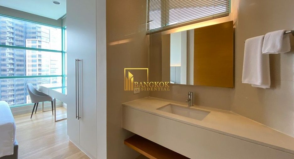 For rent 3 bedrooms serviced apartment in Bang Kho Laem, Bangkok