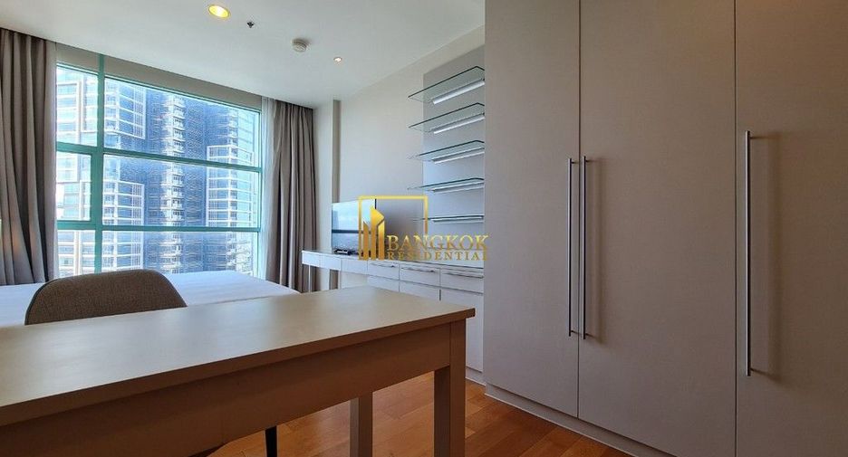 For rent 2 bedrooms serviced apartment in Bang Kho Laem, Bangkok