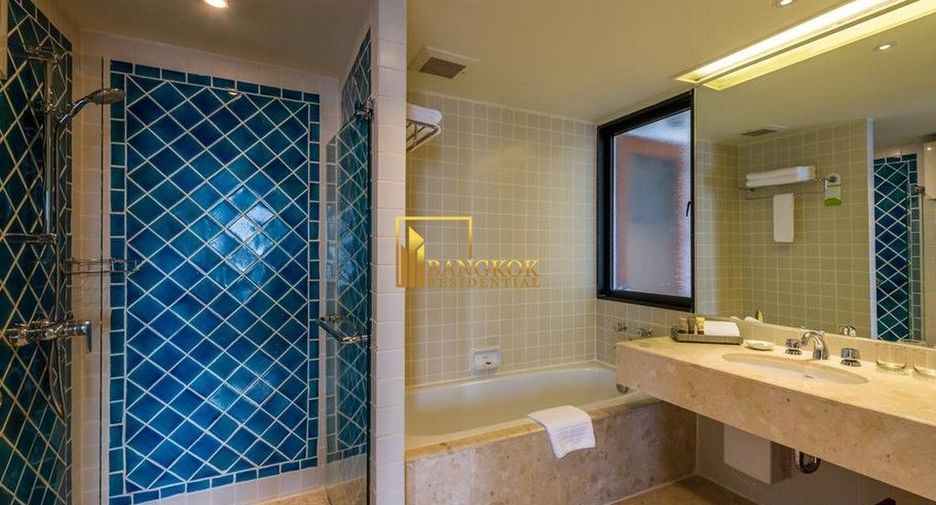 For rent 2 bedrooms serviced apartment in Bang Kho Laem, Bangkok