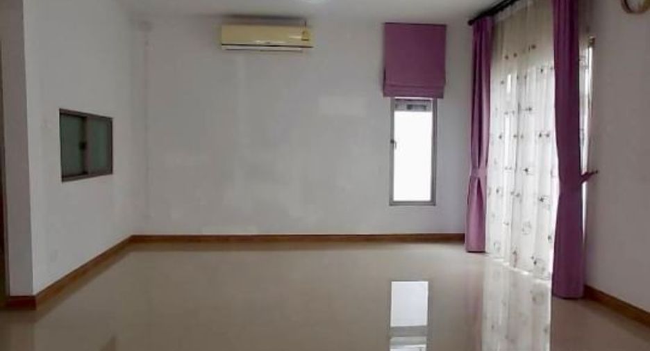 For rent studio house in Si Racha, Chonburi