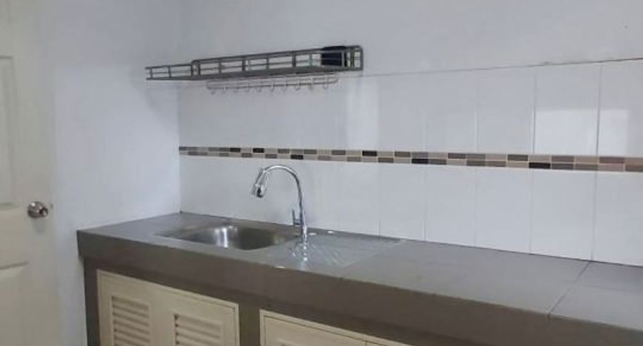For rent studio house in Si Racha, Chonburi
