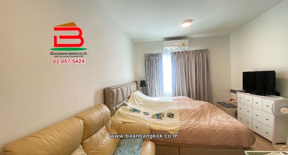 Casa adosada en venta de 4 habitaciones en Lam Luk Ka, Pathum Thani