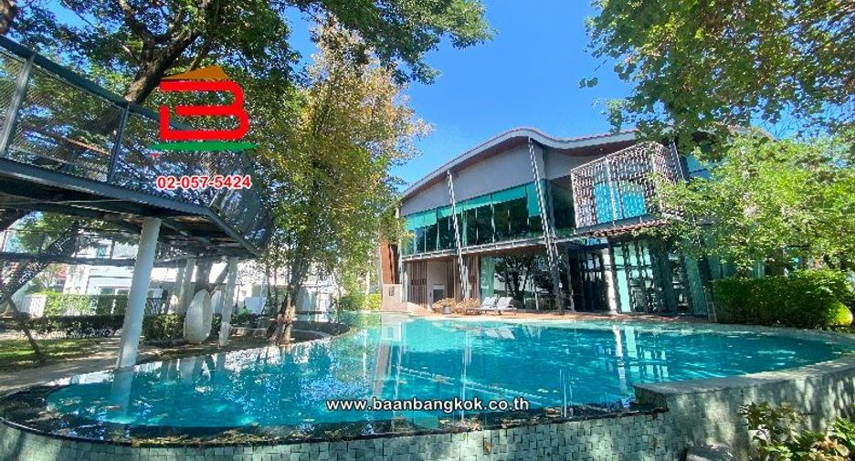 Casa adosada en venta de 4 habitaciones en Lam Luk Ka, Pathum Thani