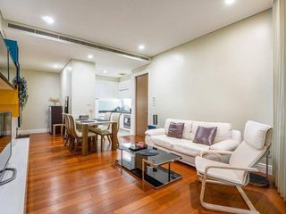 For rent 2 bed condo in Khlong Toei, Bangkok