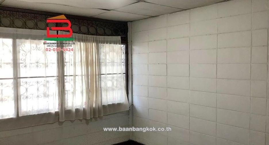 For sale 2 ベッドルーム townhouse in Chatuchak, Bangkok