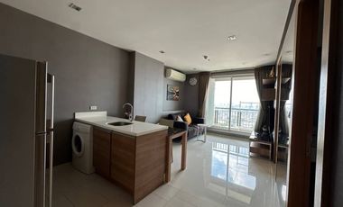 Condo en alquiler y en venta de 1 habitaciones en Huai Khwang, Bangkok