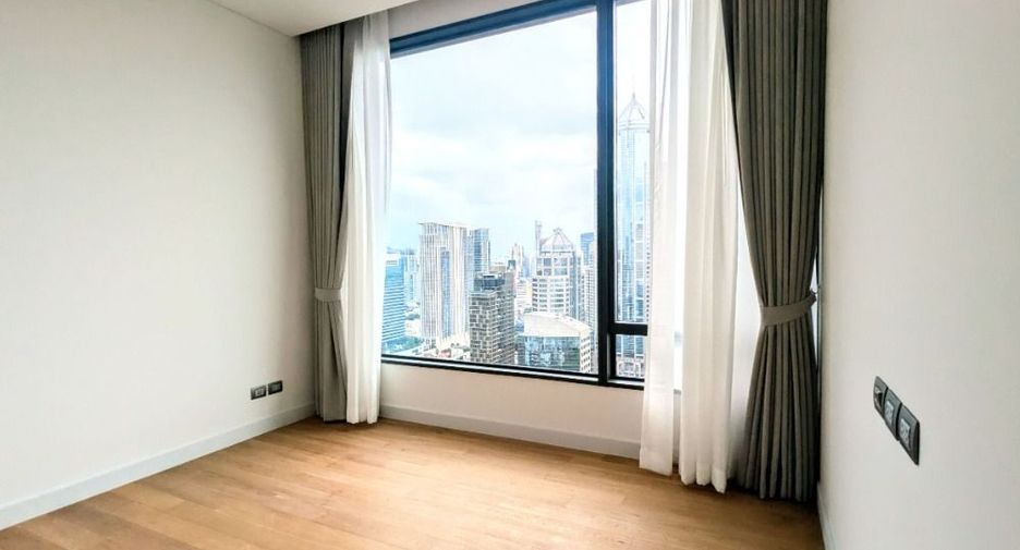 For sale 3 Beds condo in Pathum Wan, Bangkok