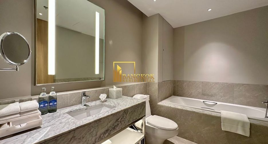 For rent 1 bed serviced apartment in Phra Khanong, Bangkok