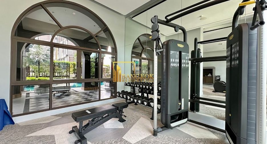 For rent 1 bed serviced apartment in Phra Khanong, Bangkok