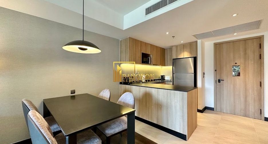 Apartamento con servicios en alquiler de 1 habitaciones en Khlong Toei, Bangkok