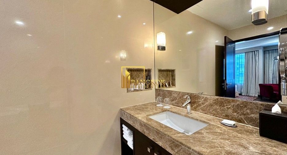 For rent 1 bed serviced apartment in Khlong Toei, Bangkok