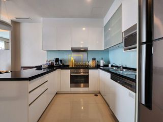 Apartamento con servicios en alquiler de 1 habitaciones en Khlong Toei, Bangkok