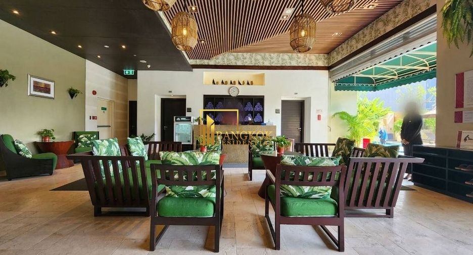 Apartamento con servicios en alquiler de 1 habitaciones en Khlong Toei, Bangkok