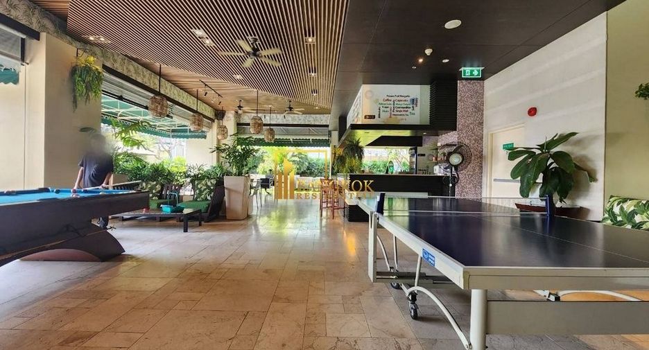 Apartamento con servicios en alquiler de 1 habitaciones en Khlong Toei, Bangkok