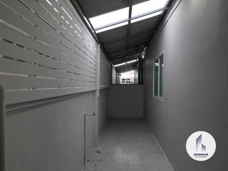 For sale 2 bed townhouse in Mueang Phitsanulok, Phitsanulok