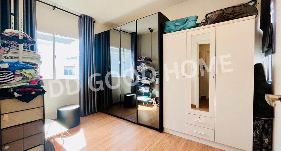For sale 3 bedrooms house in Khlong Luang, Pathum Thani