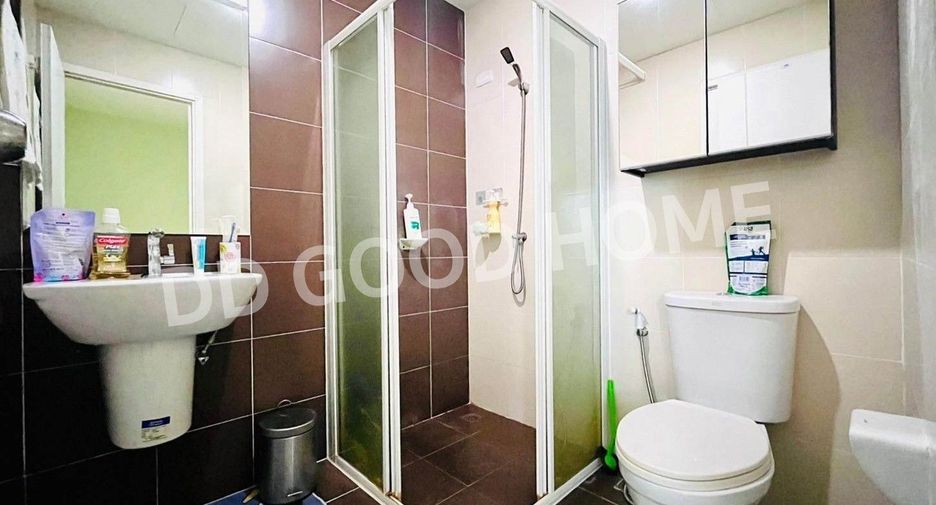 For sale 3 ベッドルーム townhouse in Mueang Samut Prakan, Samut Prakan