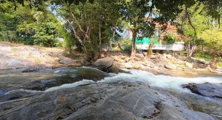 出售 土地 在 Chom Thong, Chiang Mai
