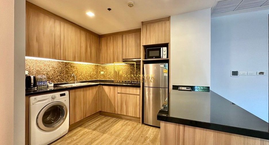 Apartamento con servicios en alquiler de 2 habitaciones en Khlong Toei, Bangkok