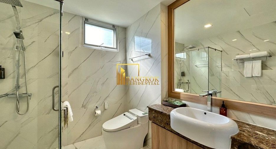Apartamento con servicios en alquiler de 2 habitaciones en Khlong Toei, Bangkok