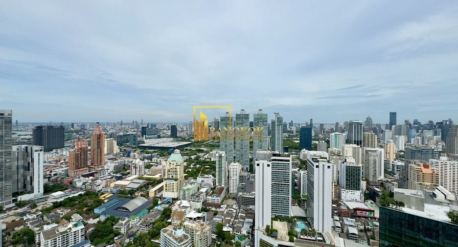 For rent 3 ベッドルーム serviced apartment in Khlong Toei, Bangkok