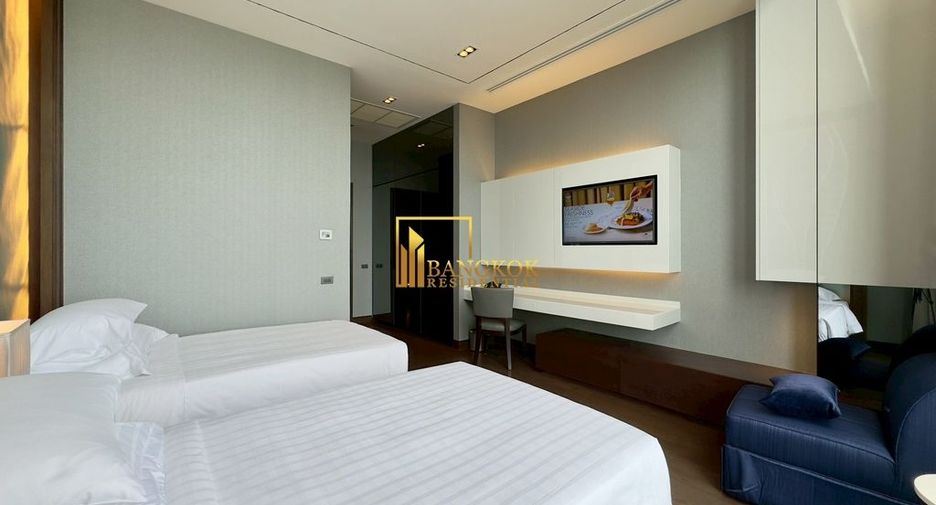 For rent 3 ベッドルーム serviced apartment in Khlong Toei, Bangkok