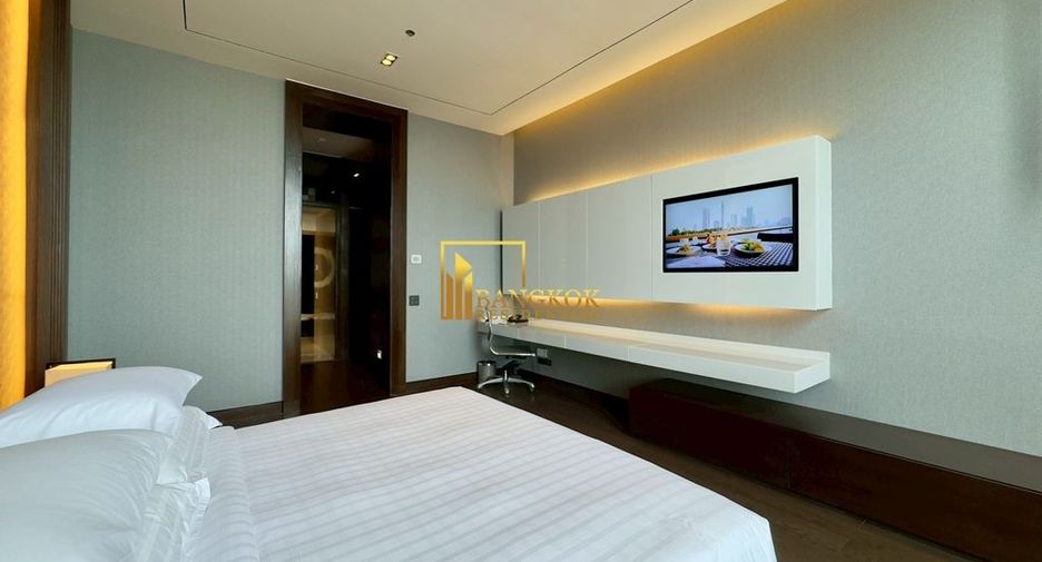 For rent 3 ベッドルーム serviced apartment in Khlong Toei, Bangkok