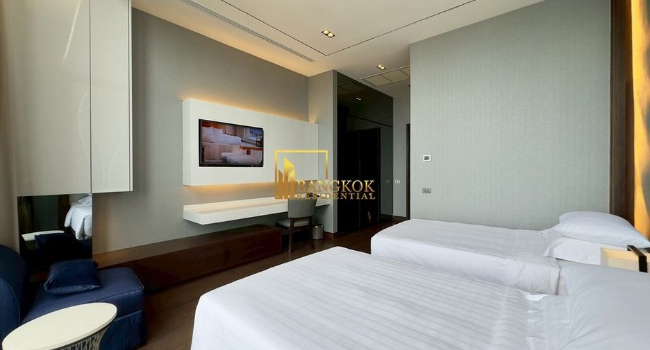 For rent 3 ベッドルーム serviced apartment in Khlong Toei, Bangkok