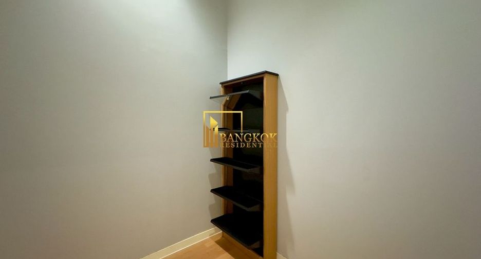 For rent 3 ベッドルーム serviced apartment in Khlong Toei, Bangkok