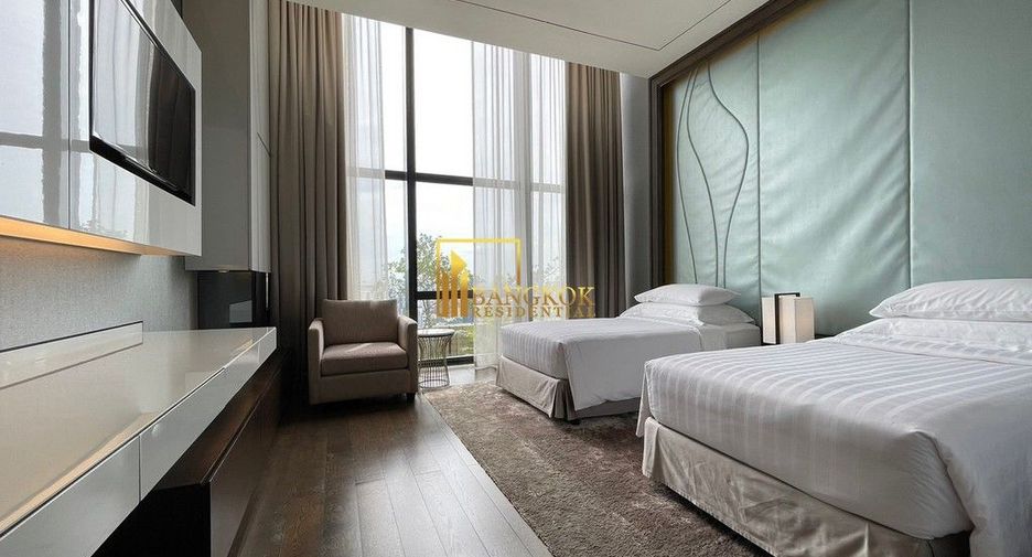 For rent 3 ベッドルーム serviced apartment in Khlong Toei, Bangkok