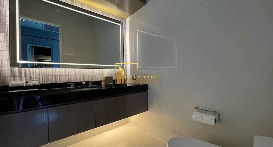 For rent 3 ベッドルーム serviced apartment in Khlong Toei, Bangkok