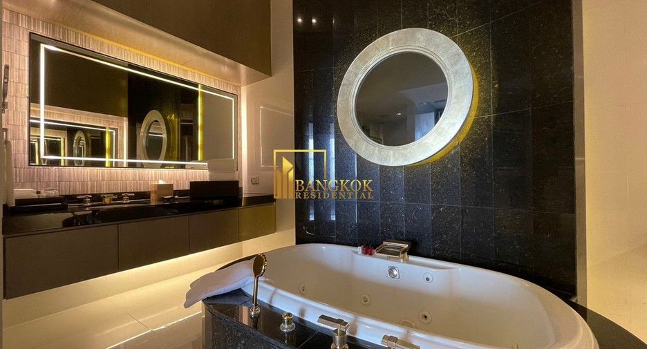 For rent 3 ベッドルーム serviced apartment in Khlong Toei, Bangkok