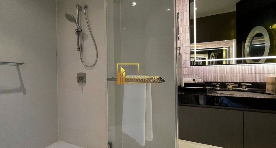 For rent 3 ベッドルーム serviced apartment in Khlong Toei, Bangkok