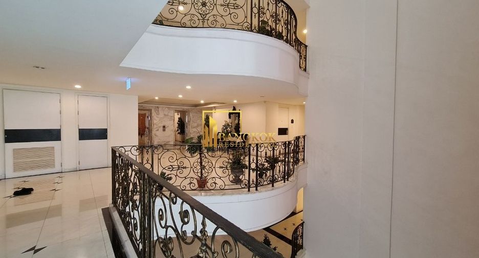 For rent 1 bed serviced apartment in Khlong Toei, Bangkok