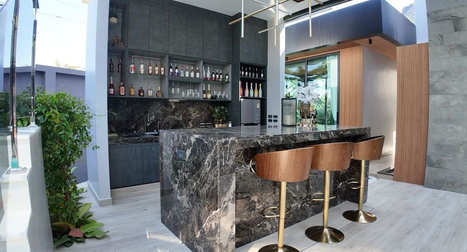 出售 4 卧室 别墅 在 Bang Lamung, Chon Buri
