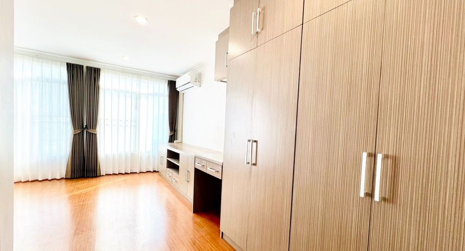 ให้เช่า 4 ห้องนอน ทาวน์เฮ้าส์ ใน ประเวศ, กรุงเทพฯ